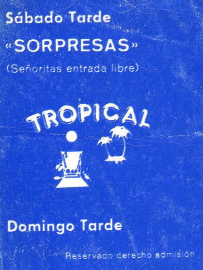 Entrada de la Discoteca Tropical de Gav� Mar